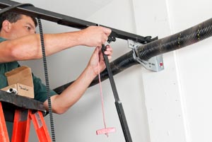 Garage Door Repair Federal Heights 